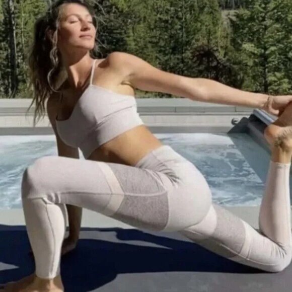 Alo Yoga Sheila Leggings Size XS Grey Pink Purple High Rise Athletic Pants Boho - Picture 6 of 6